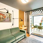 Castle Apartamento *