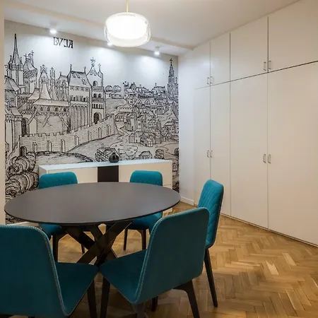 Castle Apartment *